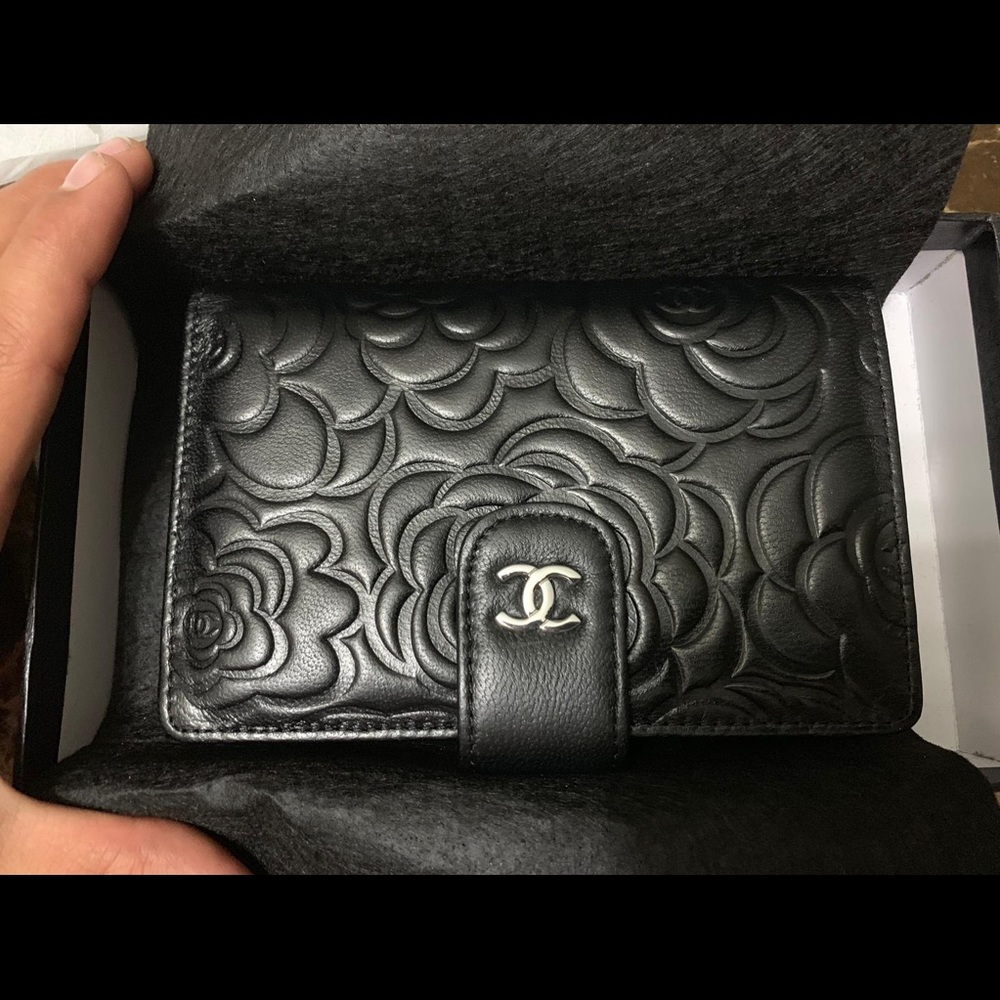 Chanel wallet